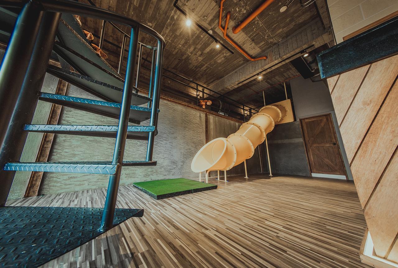 Pier 2 Apartment Kaohsiung Exterior photo